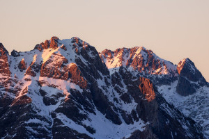 勇士队如何应对塔图姆的得分爆发总决赛系列赛战术猜想!